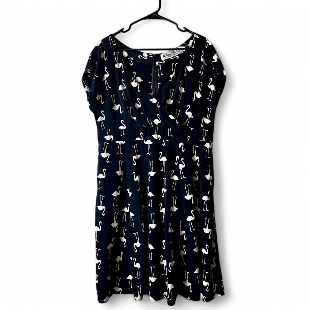 *Worn on TV* Cherry Velvet Mid-Length Flamingo Print V-Neck Dress